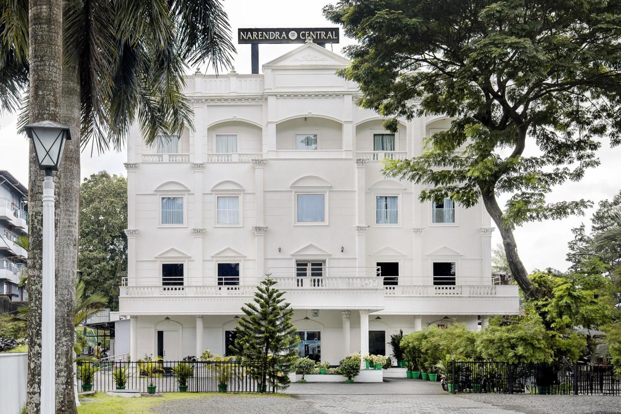 Hotel Narendra Central Muvattupuzha Exterior photo